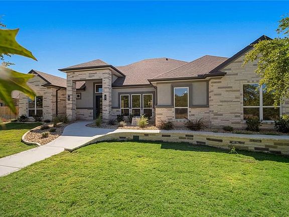 3rd image of 12021 Lago Terra Blvd