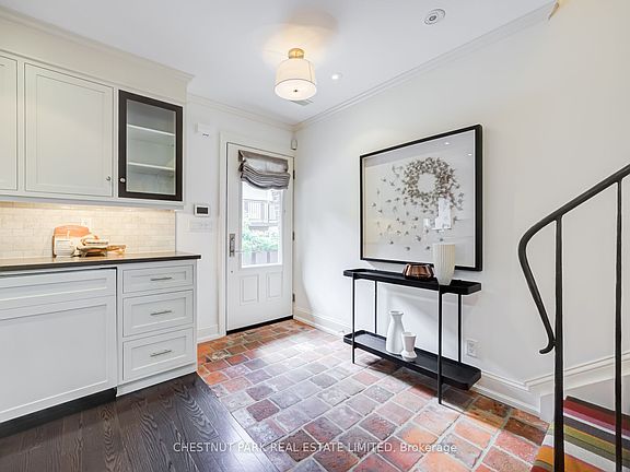 4th image of 76 Birch Ave #4
