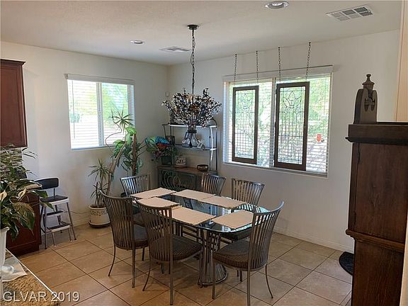 3rd image of 6240 Chandon Ct