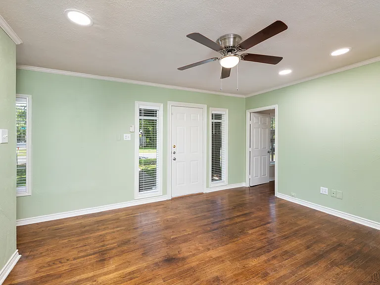 8823 San Benito Way — Photo 21
