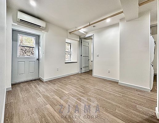 3rd image of 66 W 107th St #D