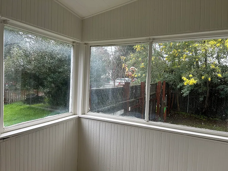 962 Charter Oak Ave — Photo 5