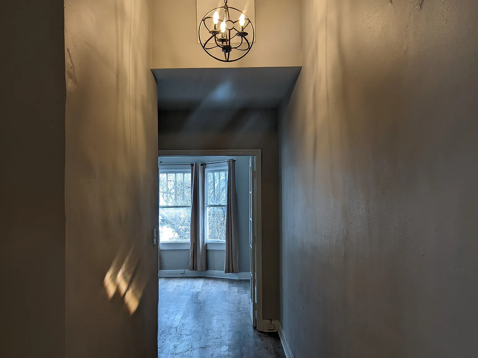 1 bed, 650 sqft, $1,000 — Photo 3