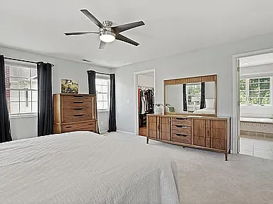 2918 Monroe Pl — Photo 29