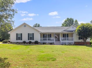 112 Falcons View Ct, Walhalla, SC 29691