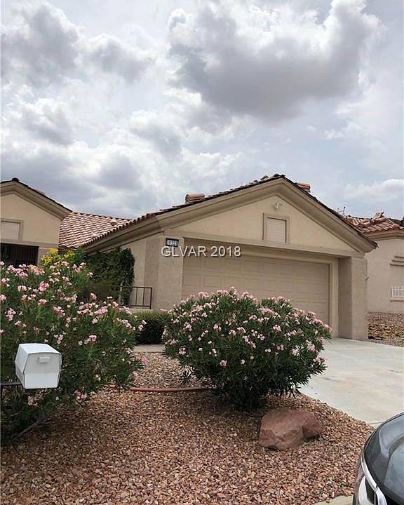 1st image of 10121 Hunter Springs Dr