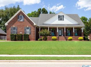 121 Gary Glen Blvd, Huntsville, AL 35811