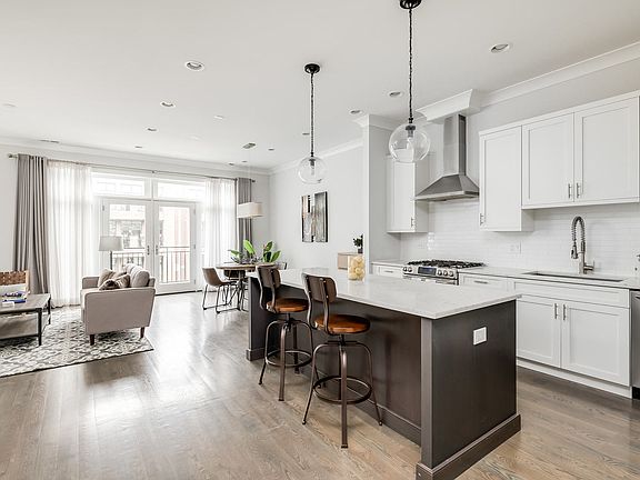 5th image of 4836 N Damen Ave #3