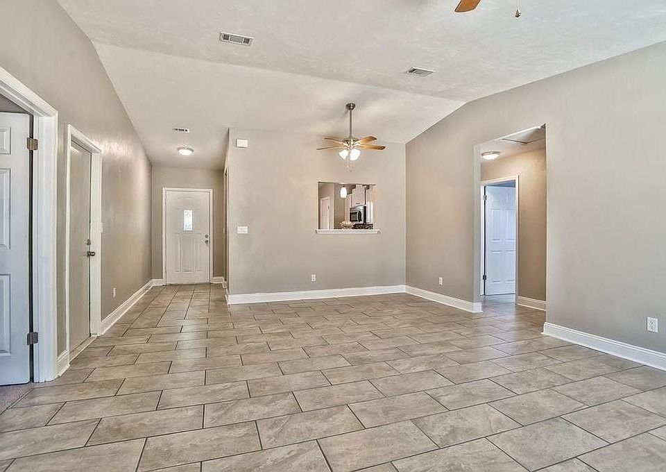 1st image of 2035 Maryellen Dr