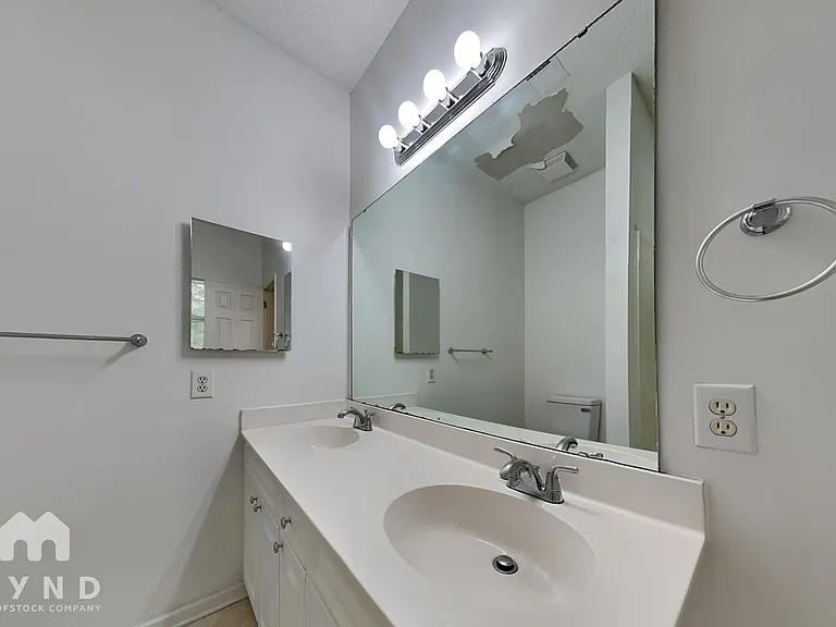 6325 Mallard View Ln — Photo 16