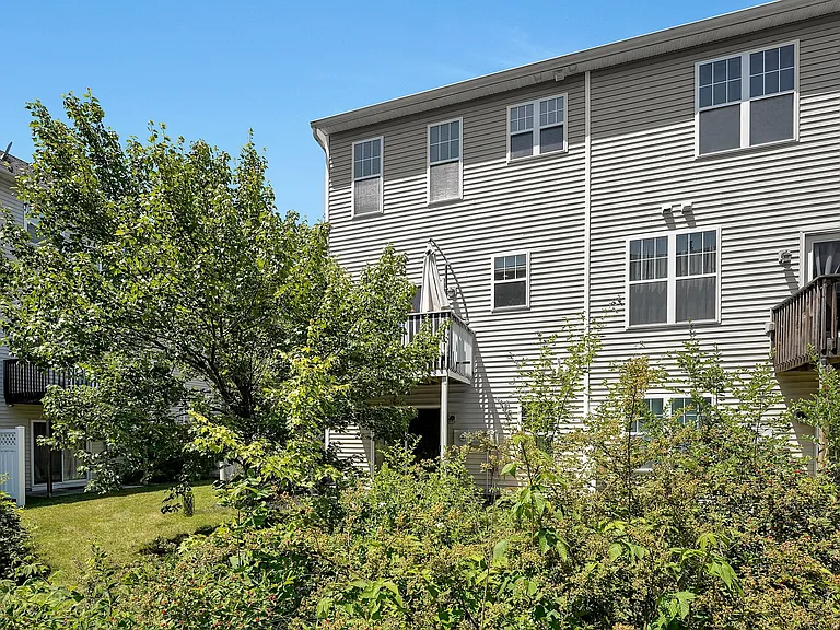 4131 Kinnia Dr — Photo 22