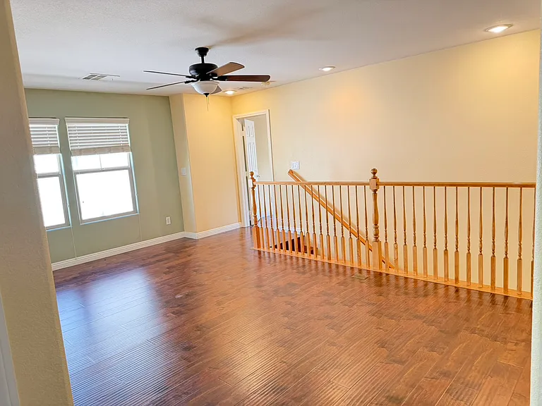 5450 Pinecroft Dr — Photo 14