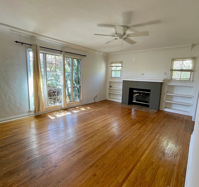 1st image of 8263 Willoughby Ave #8263