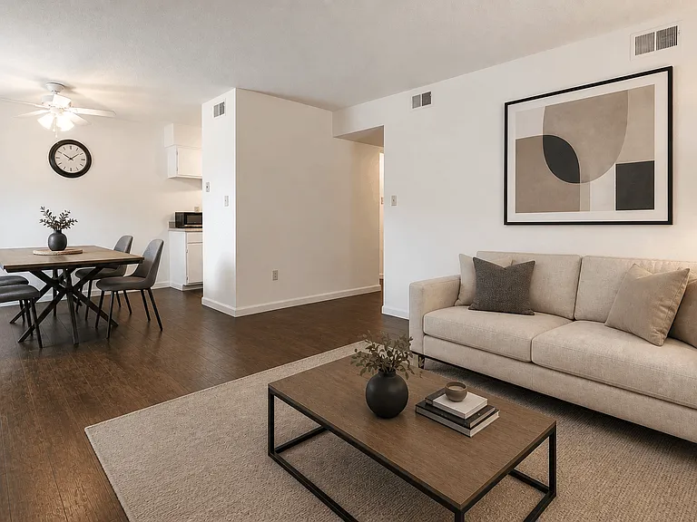 Candlewyck Apartments — Photo 8