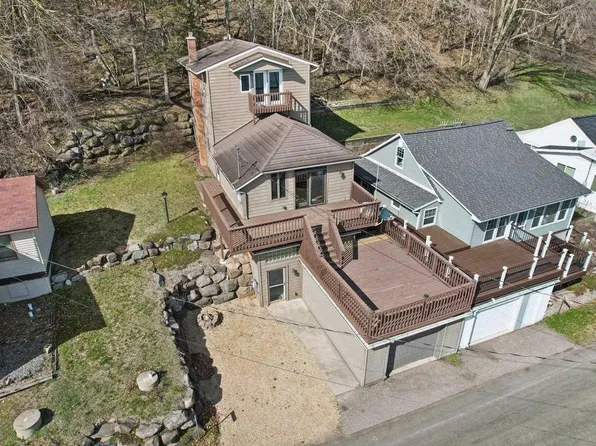W10604 Tipperary Road, Poynette, WI 53955