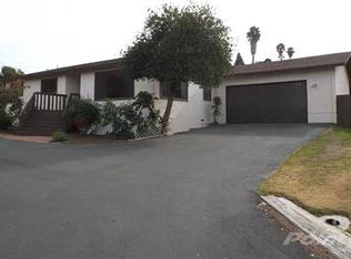 230 Hannalei Dr, Vista, CA 92083