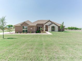 159 High Meadows Rd, Decatur, TX 76234