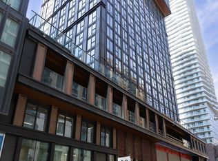 82 Dalhousie St #809, Toronto, ON M5B 0C5