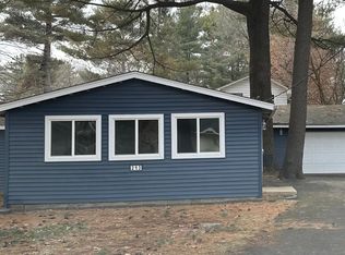 213 Elm Rd, Wyoming, MN 55092