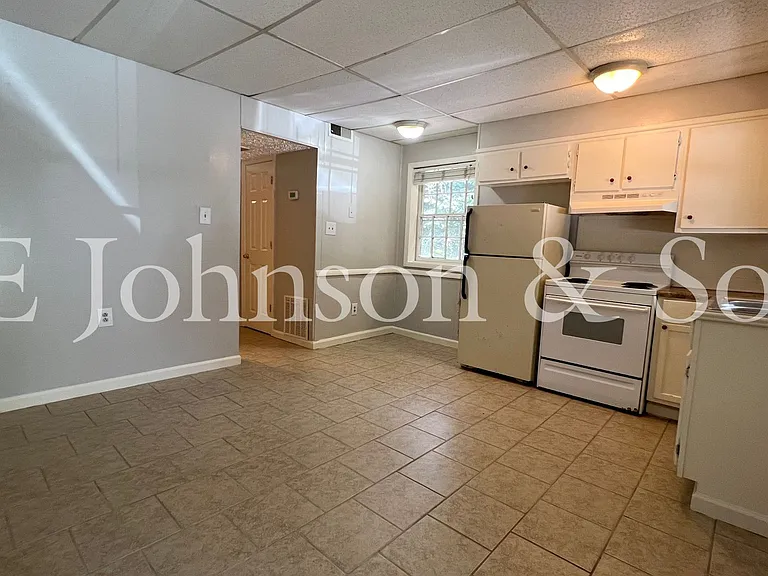 5020 Reidsville Rd #12 — Photo 1
