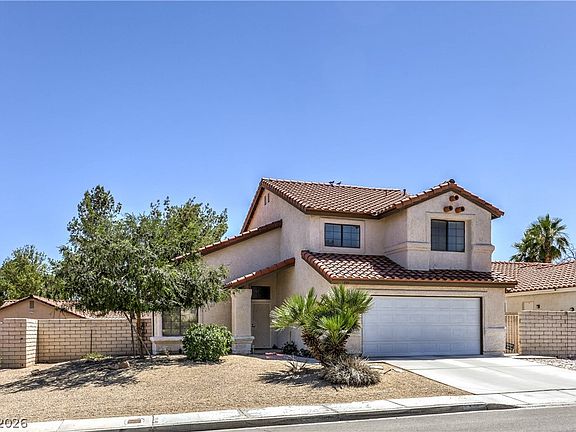 2nd image of 533 Coco Palms Ave
