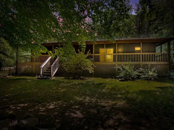 279 Sub Rd, Cosby, TN 37722