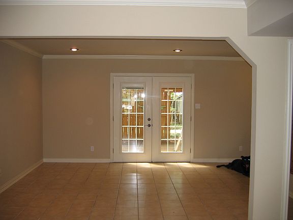 3rd image of 8104 Stillwood Ln