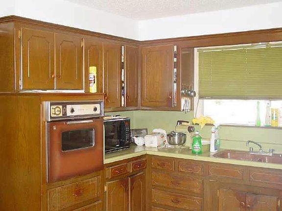 4th image of 3008 S Hardy Dr