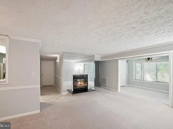 40 Windbrooke Cir #40, Gaithersburg, MD 20879