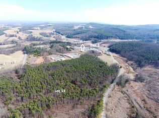 13 Chances Creek Rd, Fancy Gap, VA 24328