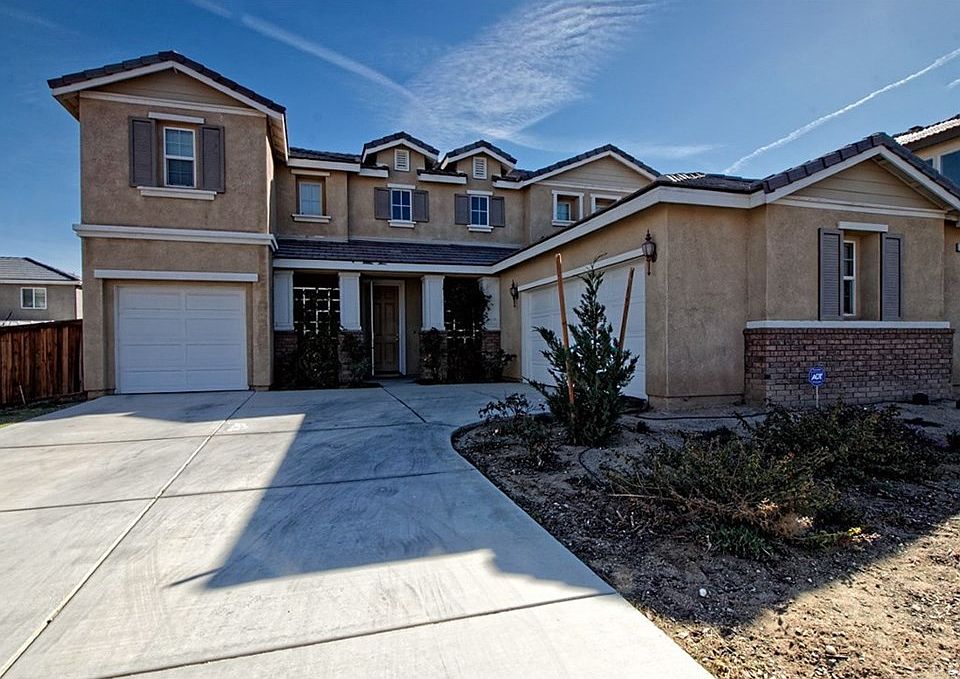 1st image of 13843 Camino Cinco St