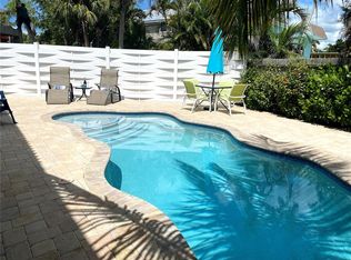 5223 Calle Menorca, Sarasota, FL 34242