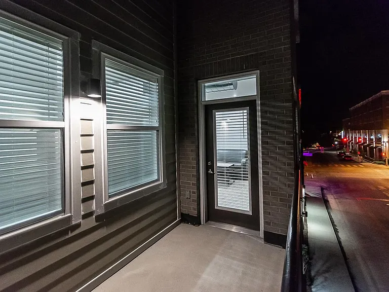 The Bentley Apartments — Photo 113