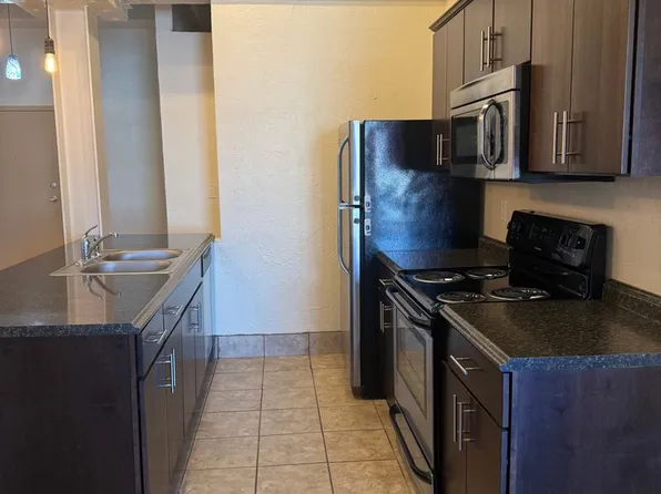 213 W Olive St #207, Springfield, MO 65806
