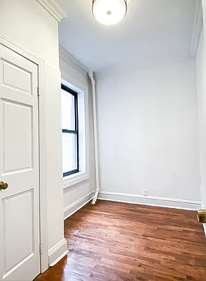 Rented by City Connections Realty | media 12