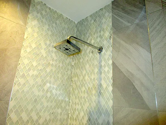 Rented by Uptown Flats LLC | media 21