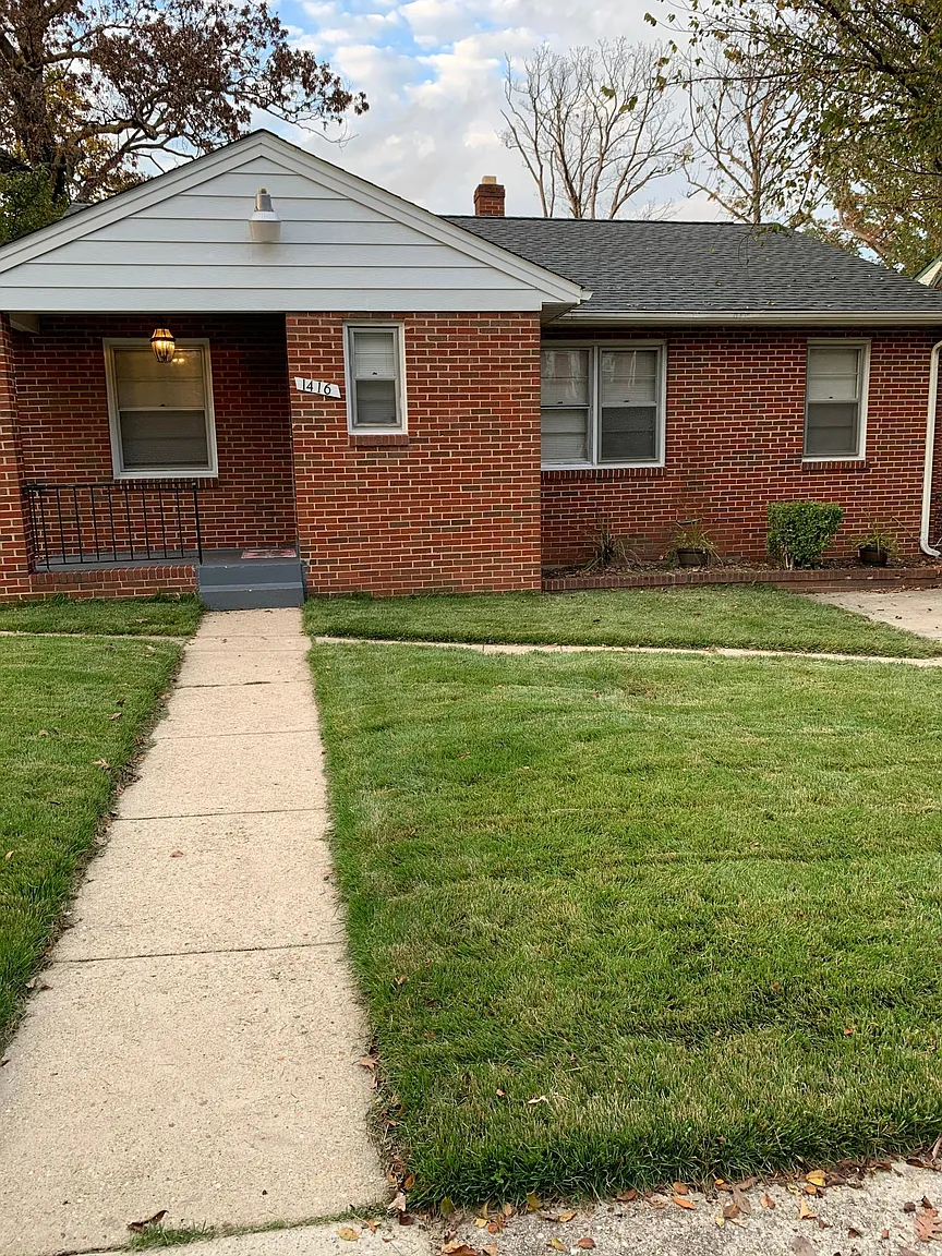 1416 Jefferson St photo 1
