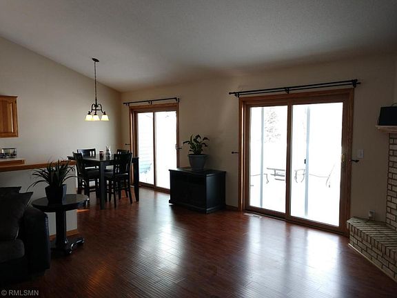 3rd image of 2532 Briar Oakes Blvd