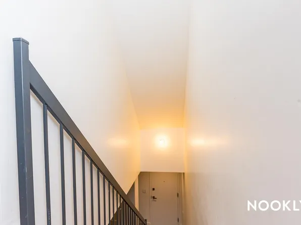 140 4th Avenue image 11 of 17