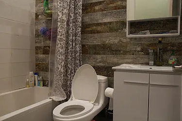 Rented by Rennit Inc.