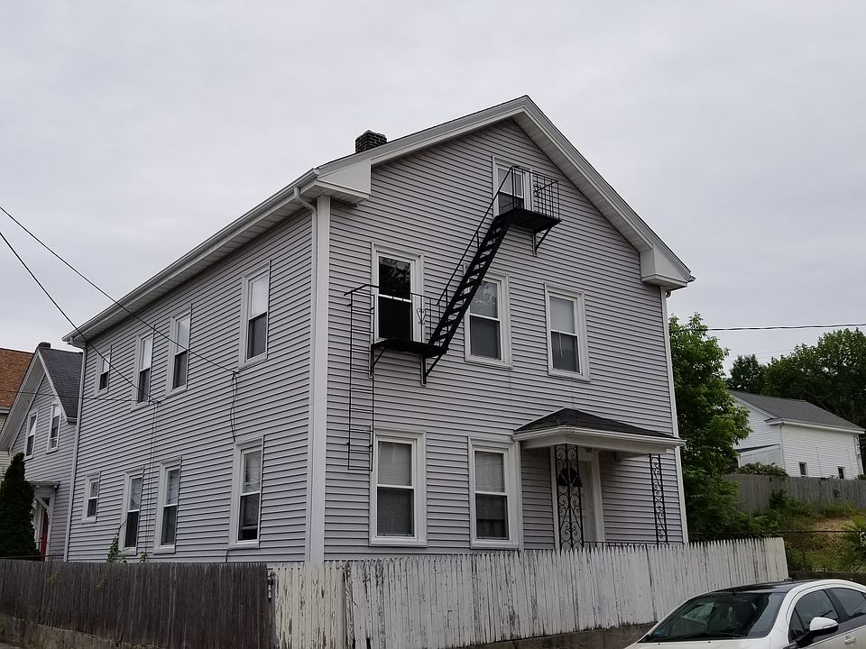 2nd image of 26 Moore St