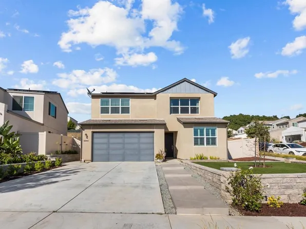 35105 Cooper Pl, Fallbrook, CA 92028