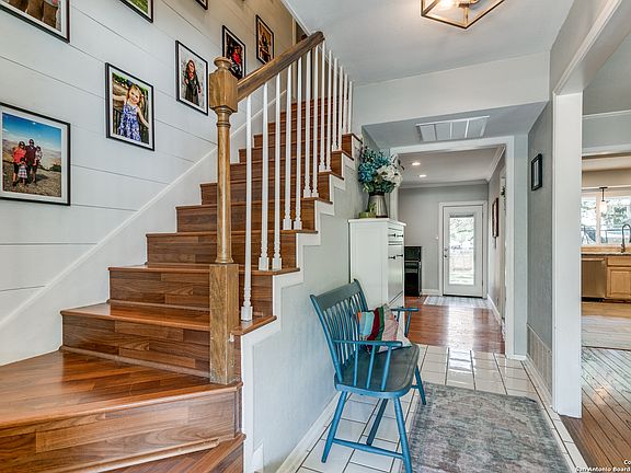 5th image of 4614 Shavano Woods St