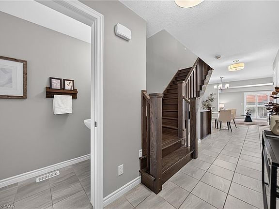 3rd image of 635 Saginaw Pkwy #82