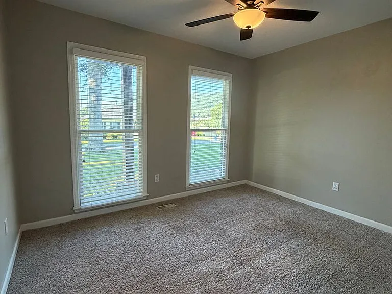 125 Camp Ground Rd — Photo 38