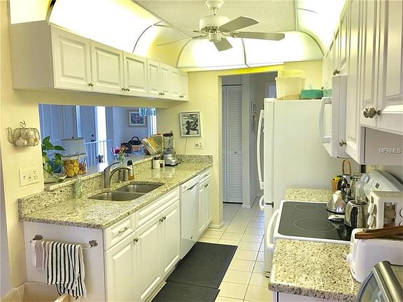 3rd image of 3850 Kingston Blvd