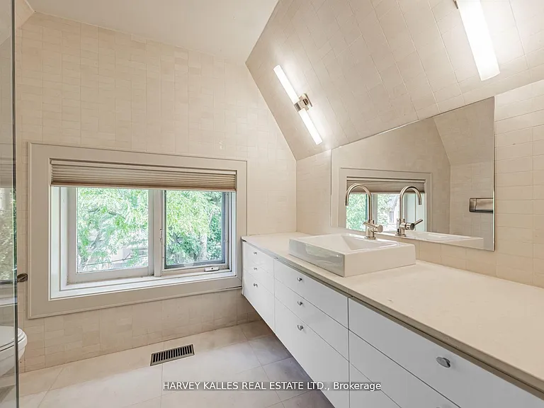 80 Hazelton Ave — Photo 35