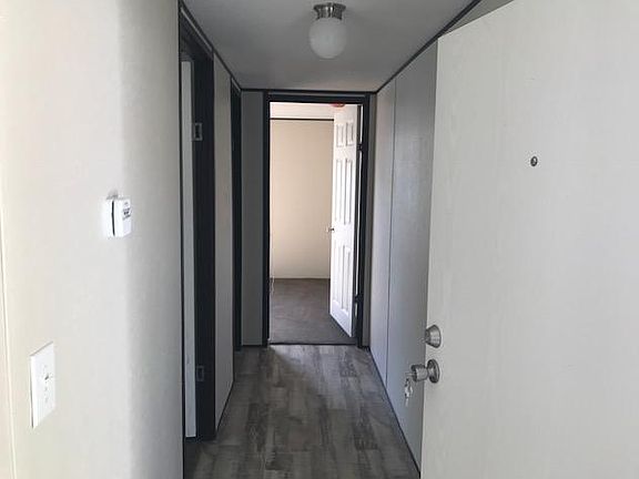 5th image of 639 Summerhaven Dr