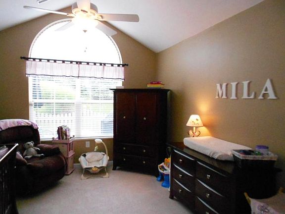 2nd image of 9745 Eagle Ln