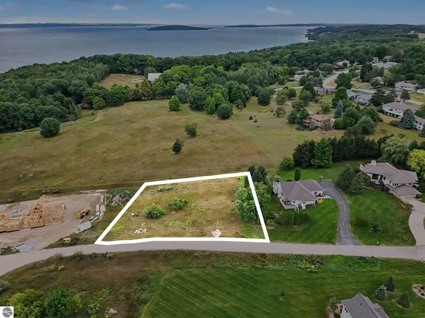 0 Sky Ln, Traverse City, MI 49686